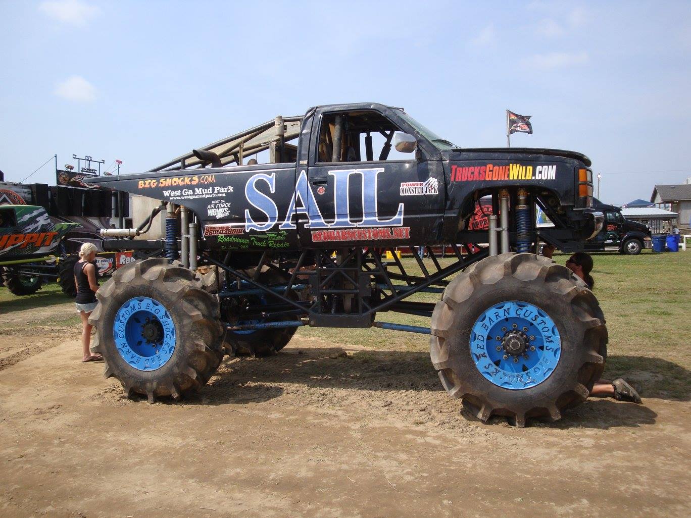 SAIL MEGA TRUCK